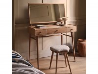 - Winslow Bedroom Collection thumbnail