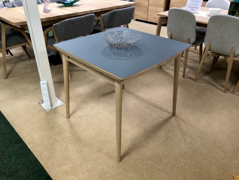 PBJ Curve Draw-Leaf Dining Table