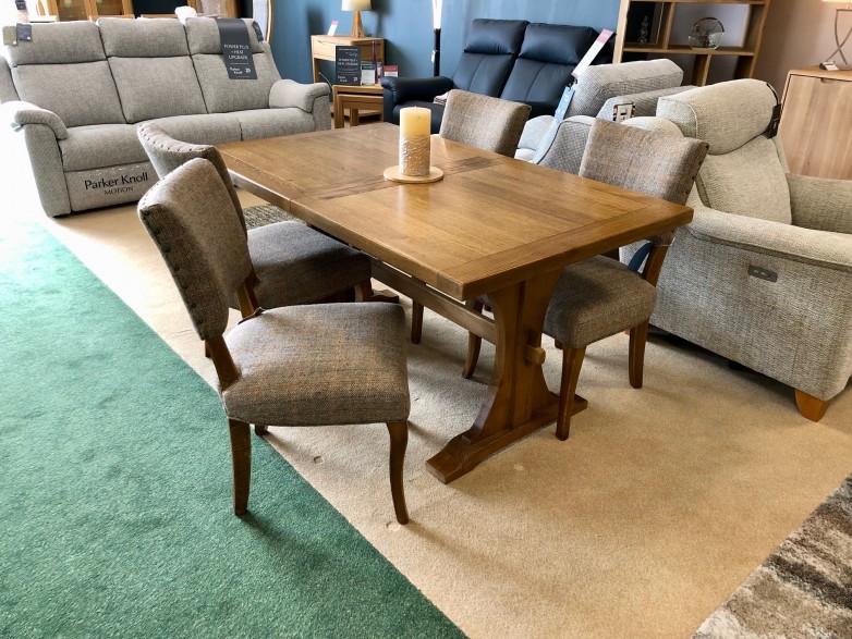 - Old Charm Lichfield 5ft Extending Dining Table and 4x Heathcliffe Dining Chairs