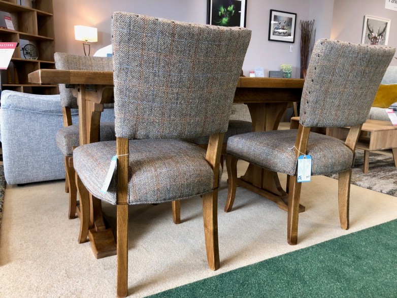 - Old Charm Lichfield 5ft Extending Dining Table and 4x Heathcliffe Dining Chairs
