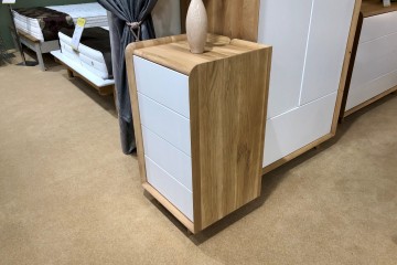 - Lottie Bedroom Vitrine