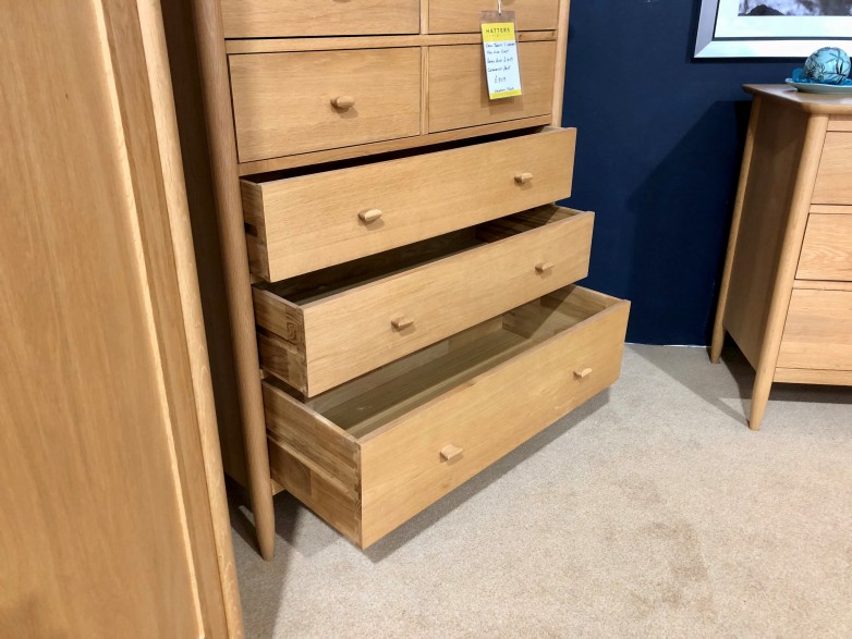 - Teramo Bedroom 7 Drawer Tall Chest