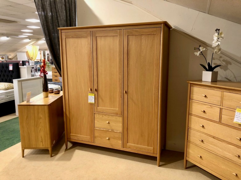 - Teramo Bedroom 3 Door Wardrobe