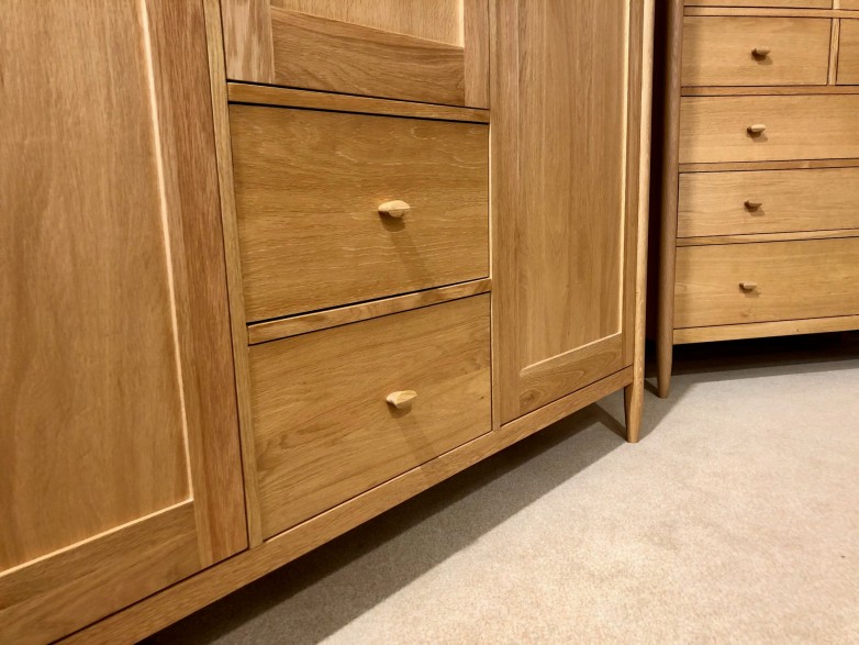 - Teramo Bedroom 3 Door Wardrobe