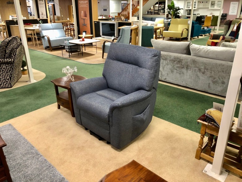 - Hudson 23 Lift-Rise Armchair