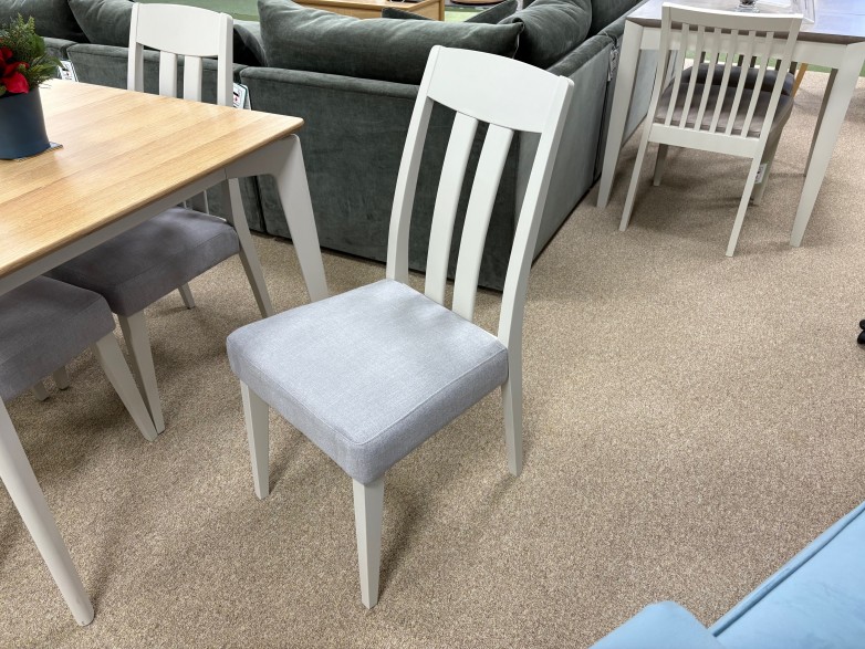 - Buckingham Dining Table and 4x Dining Chairs