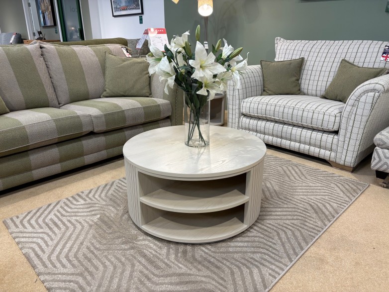 - Danse Circular Coffee Table