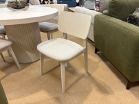 - Danse Circular Dining Table and 4x Dining Chairs thumbnail