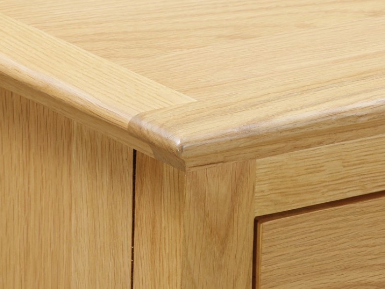 - Trafalgar Dining Collection