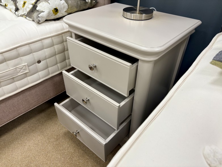 - Chartwell Bedroom Large 3 Drawer Bedside with Painted Top
