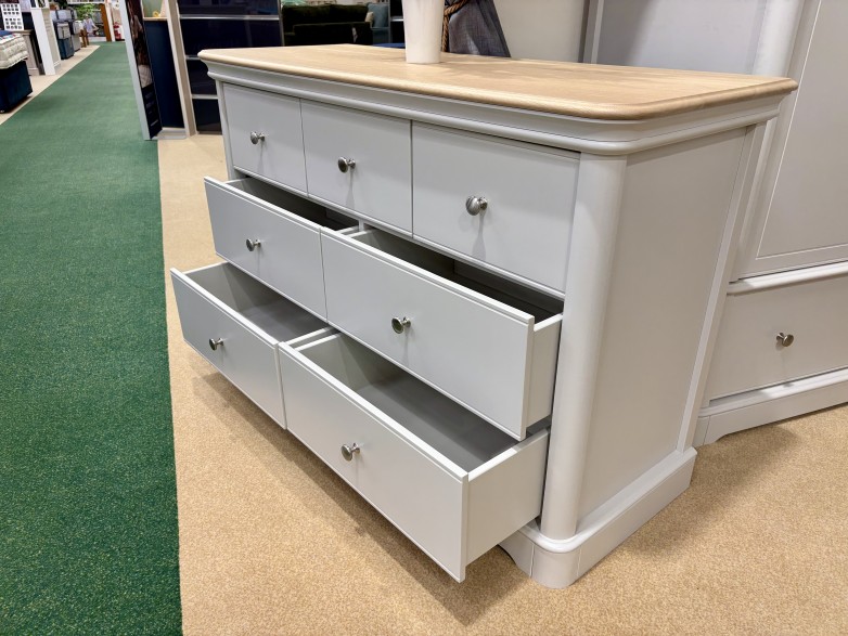 - Chartwell Bedroom 3 + 4 Wide Chest with Oak Top