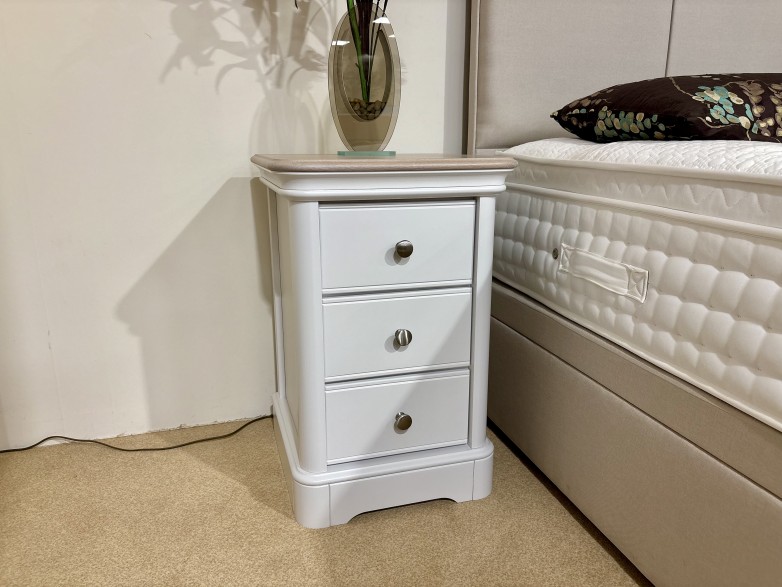 - Chartwell Bedroom 3 Drawer Small Bedside with Oak Top