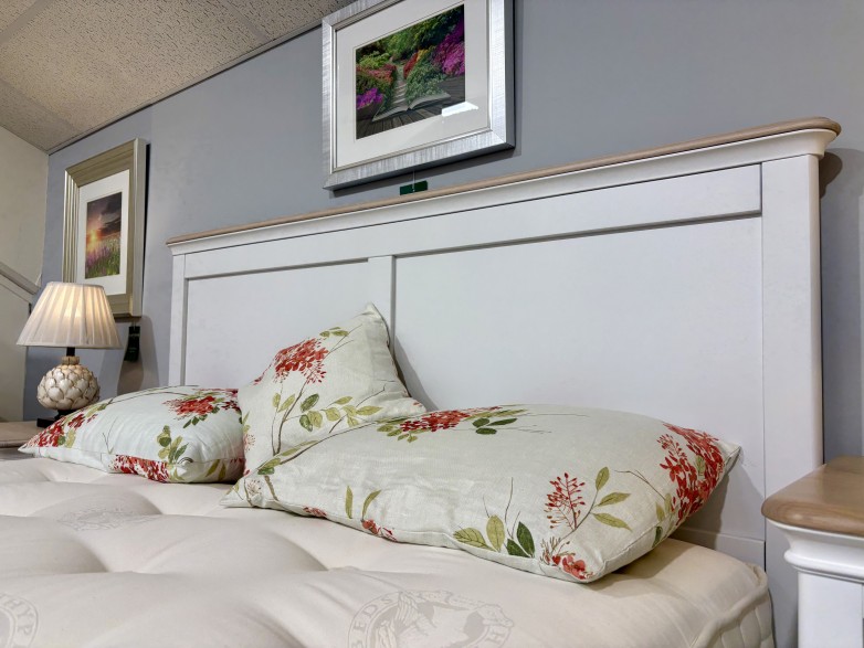 - Chartwell Bedroom Kingsize Bed with Underbed Drawers