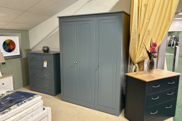 - Modo 25 Bedroom 3-Door All-Hanging Wardrobe with Painted Top