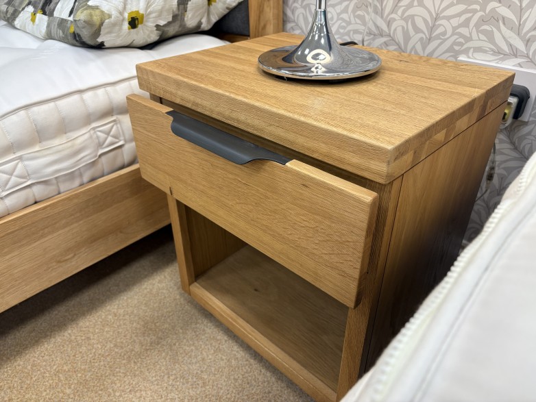 - Lawson 1-Drawer Bedside