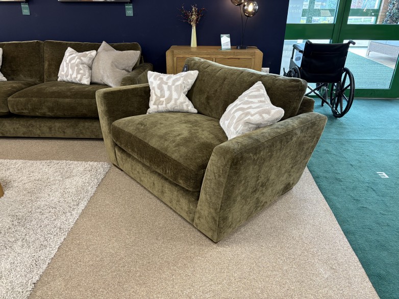 - Juliet Extra Large Sofa and Cuddler (Scatters Included)