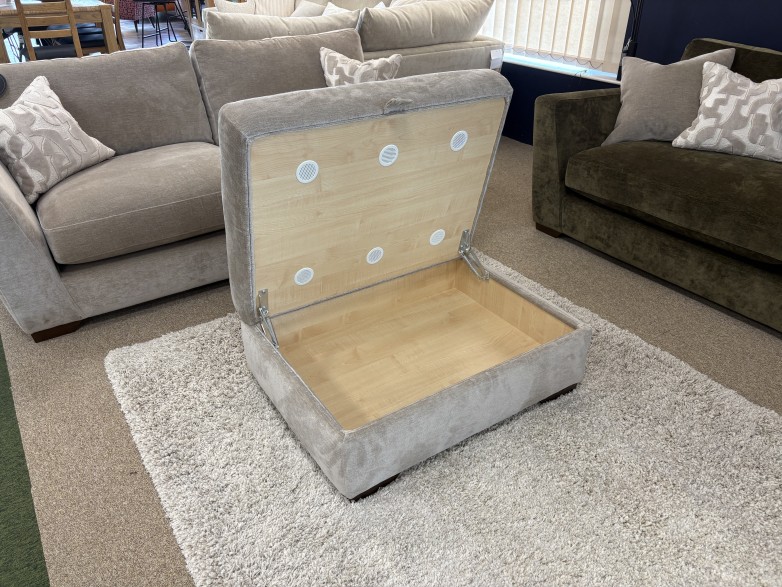 - Juliet Large Sofa and Storage Footstool (Scatters Included)