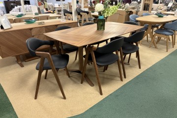 - Fusion Dining Table with 2x Extension Leaves and 6x Titan Dining Chairs