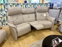 - Chester Round Manual-Reclining 3-Seater Sofa in Leather thumbnail