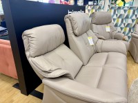 - Chester Power-Reclining 2-Seater Sofa in Leather thumbnail