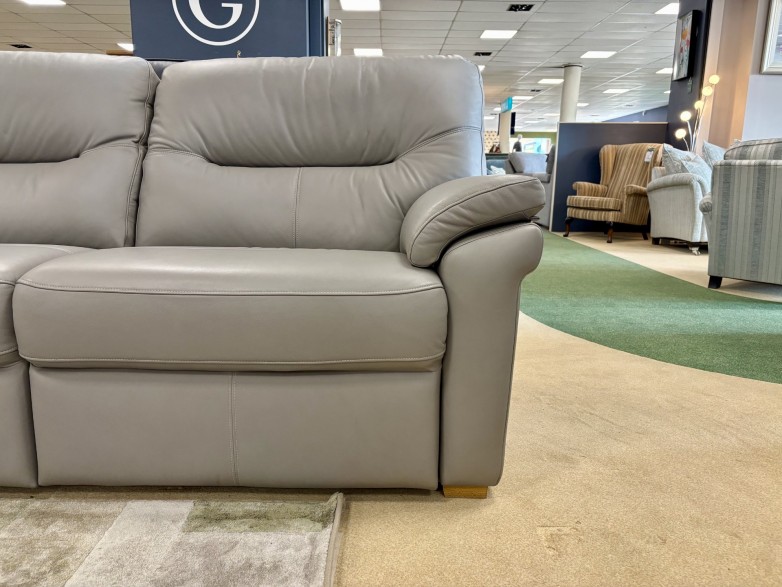 - Seattle 3-Seater Sofa and Power-Reclining Armchair in Leather