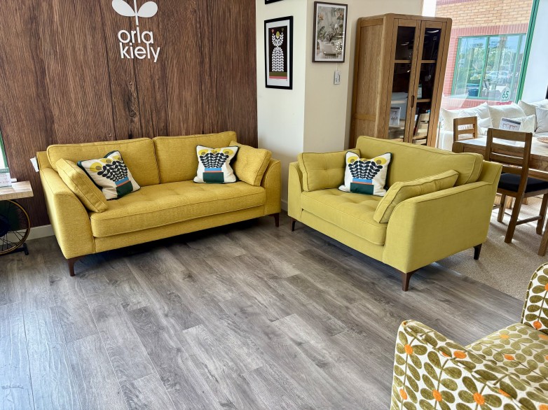 - Arklow Medium Sofa and Snuggler (Scatters Included)