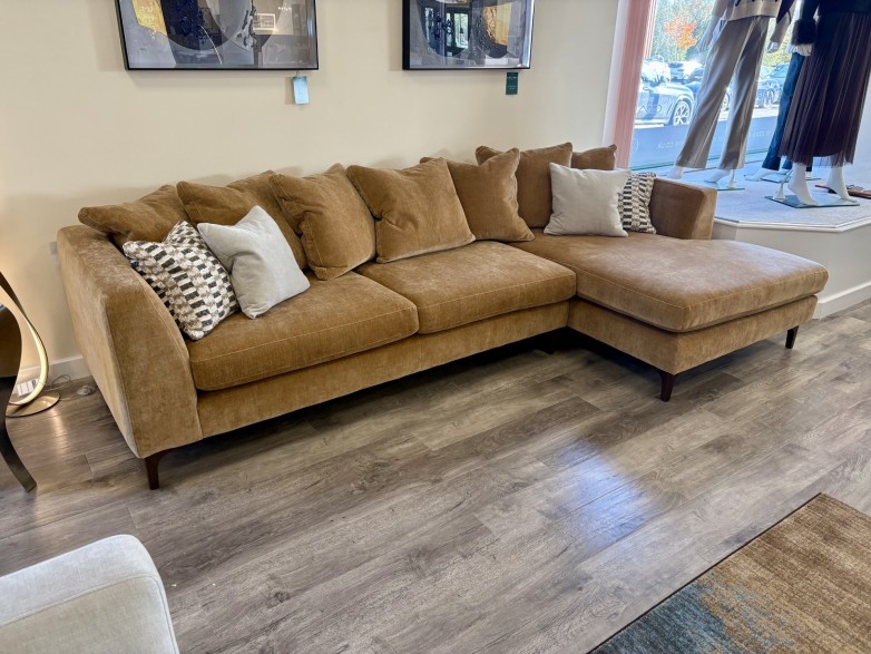 - Garcia Large Chaise Sofa (RHF) with Pillow Back (Scatters Included)