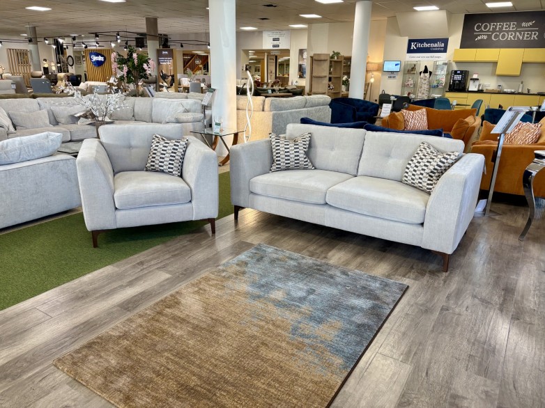 - Garcia Large Sofa and Armchair (Scatters Included)
